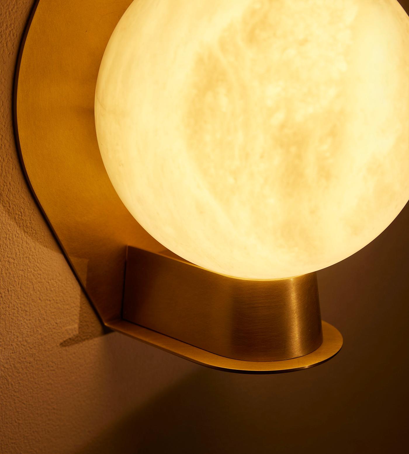 Enzo Wall Light, Large