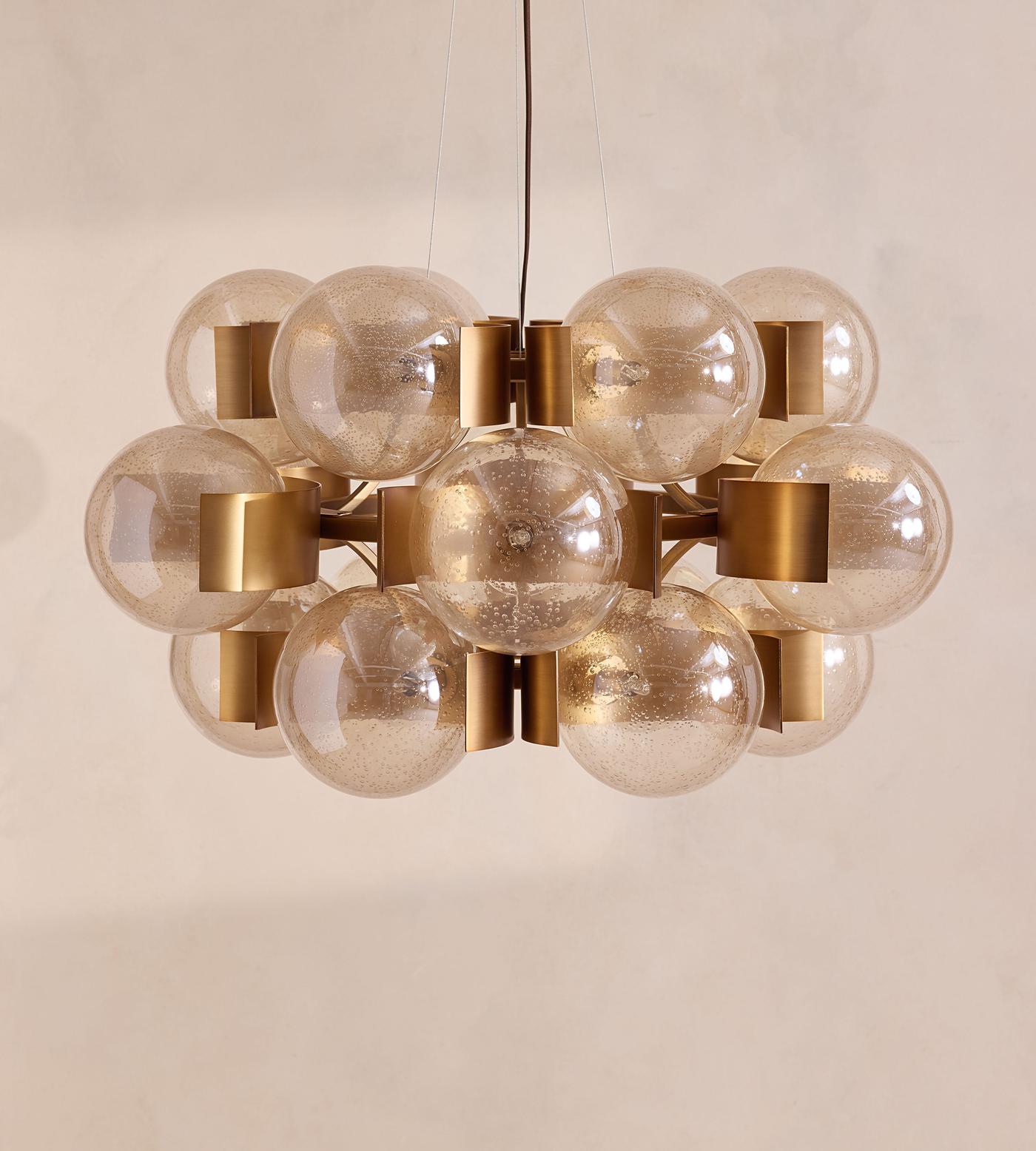 Allis Chandelier, Large US