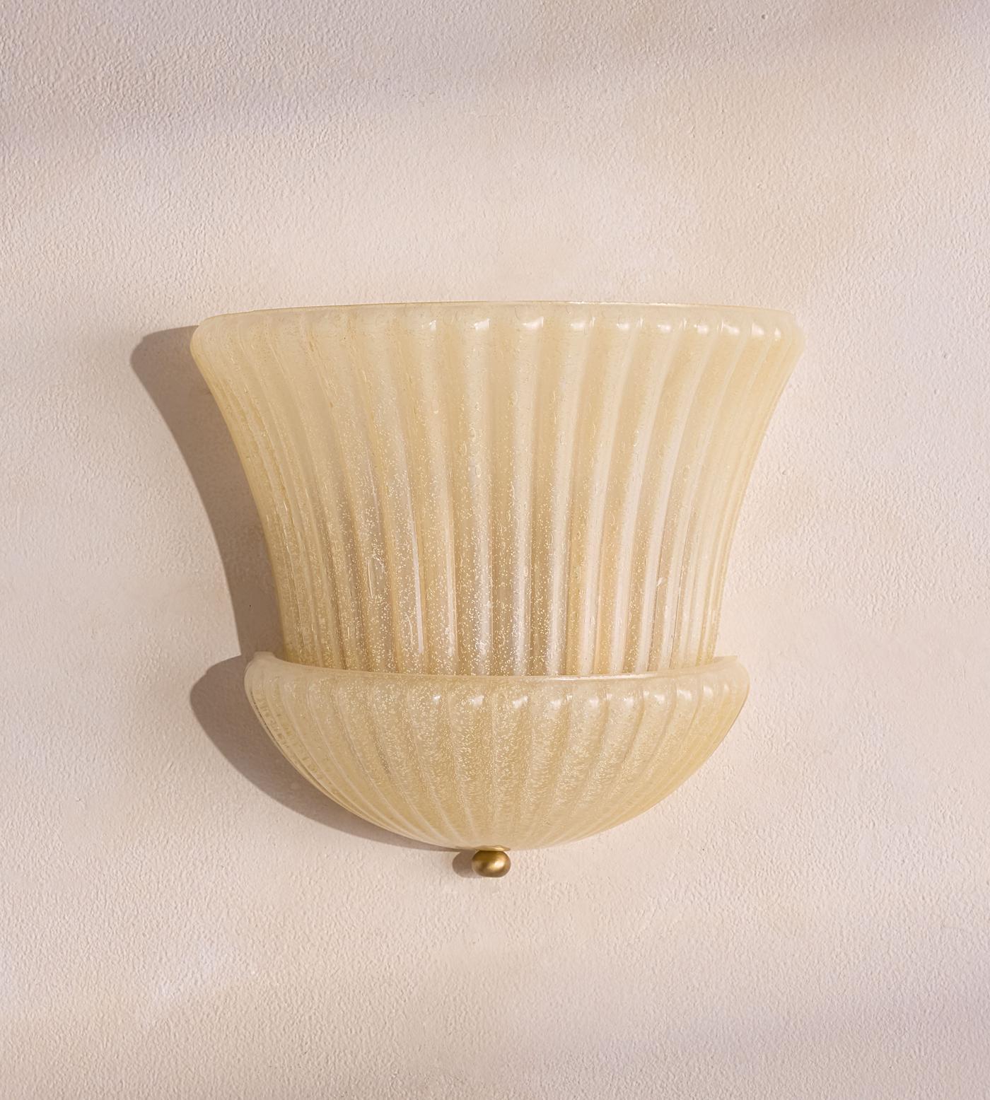 Florie Wall Light