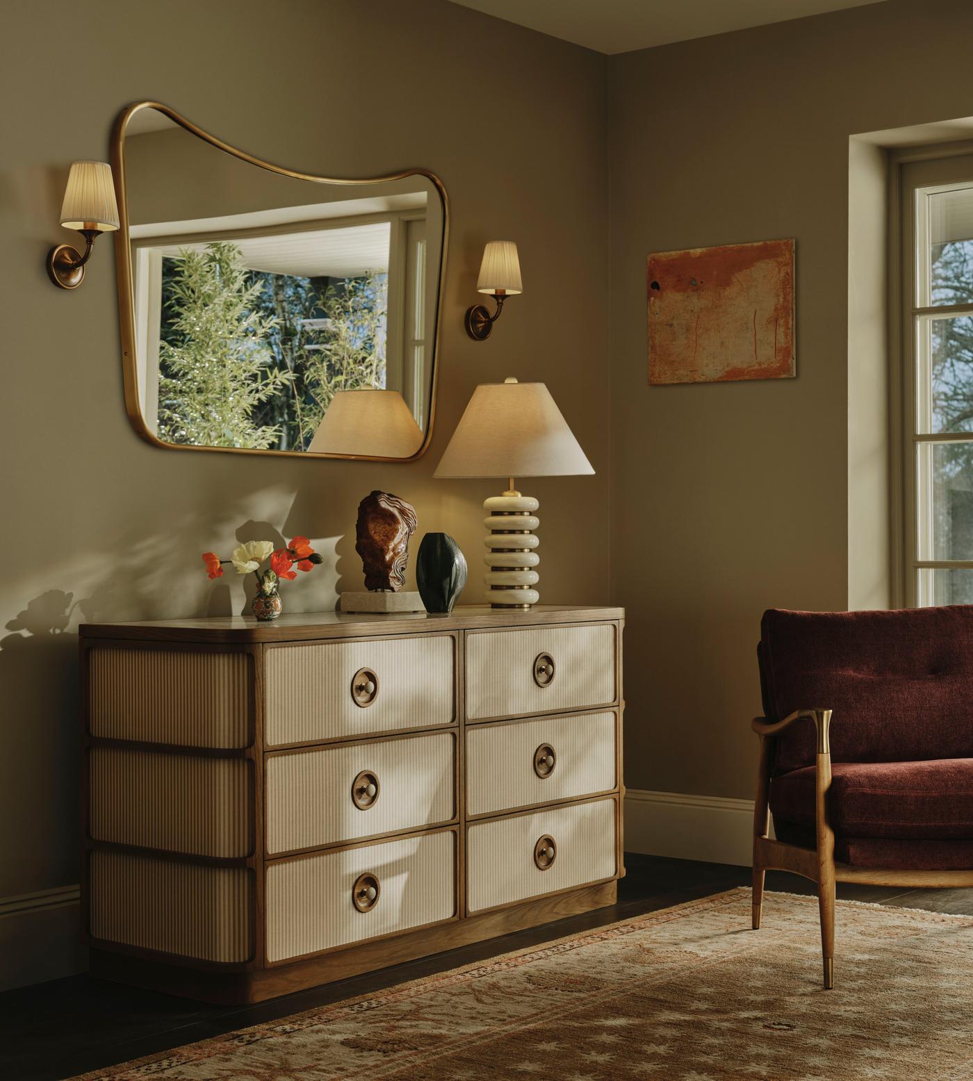 Alexander Wall Light