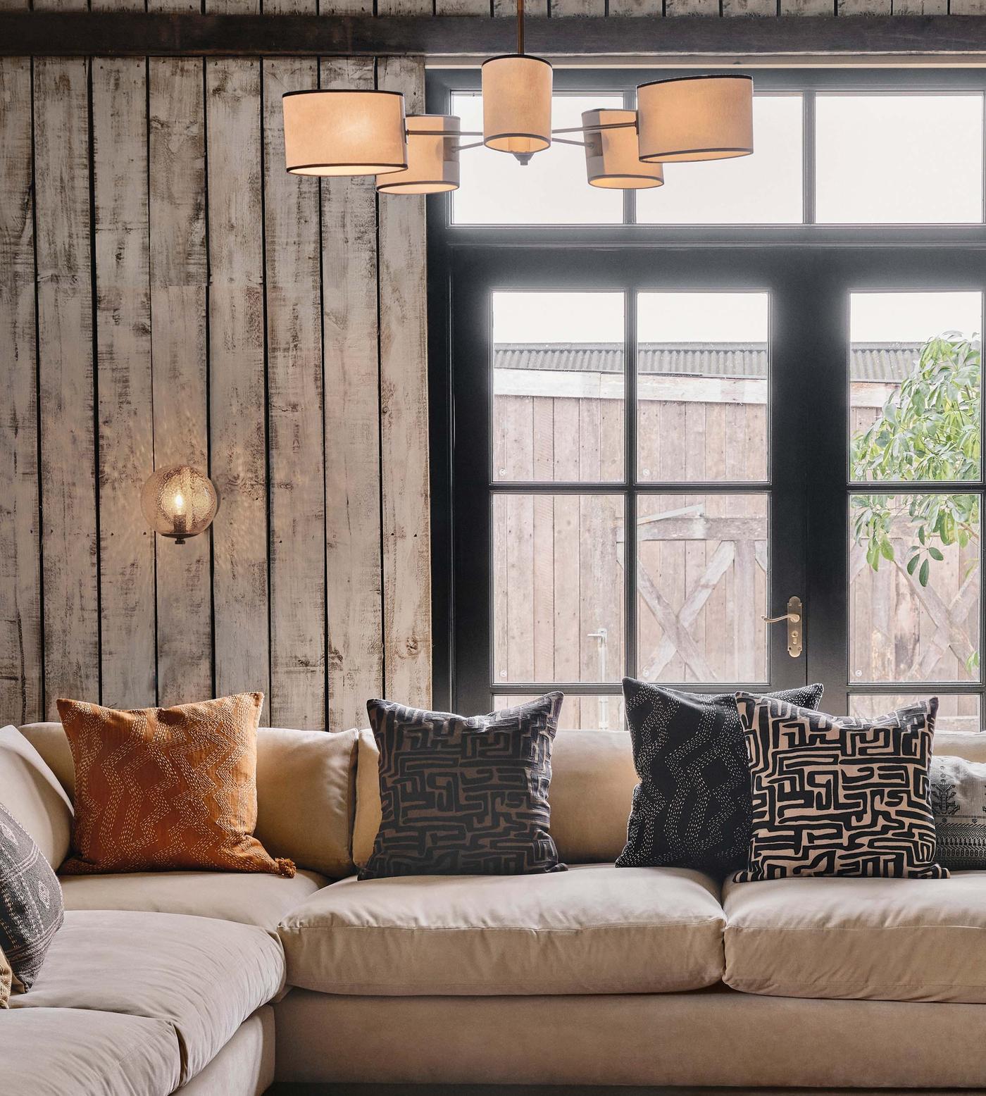 Dawbarn Chandelier